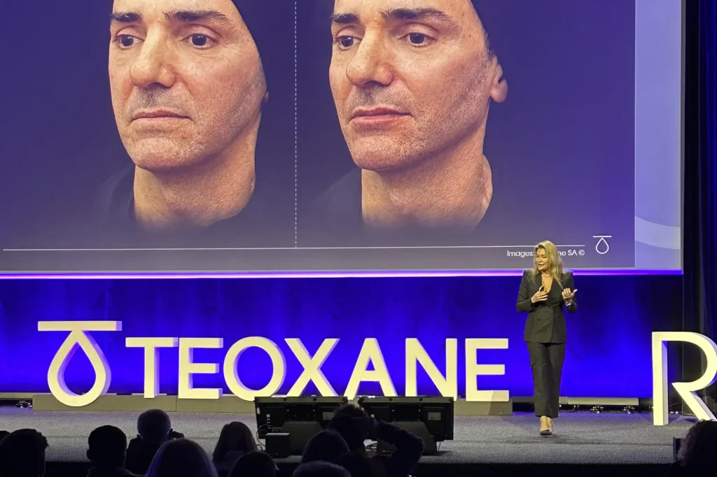 Teoxane expert presenting on IMCAS Paris 2025