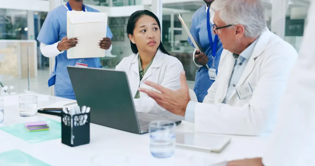 Doctors working in a laboratory.
